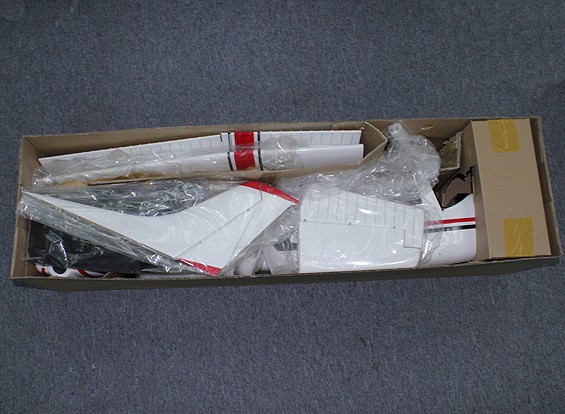 SCRATCH / DENT SkyTrainer 1650mm (ARF)