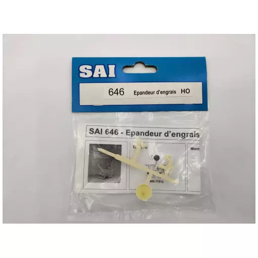 Herramientas para esparcir abono de color crema SAI 646 – HO 1/87