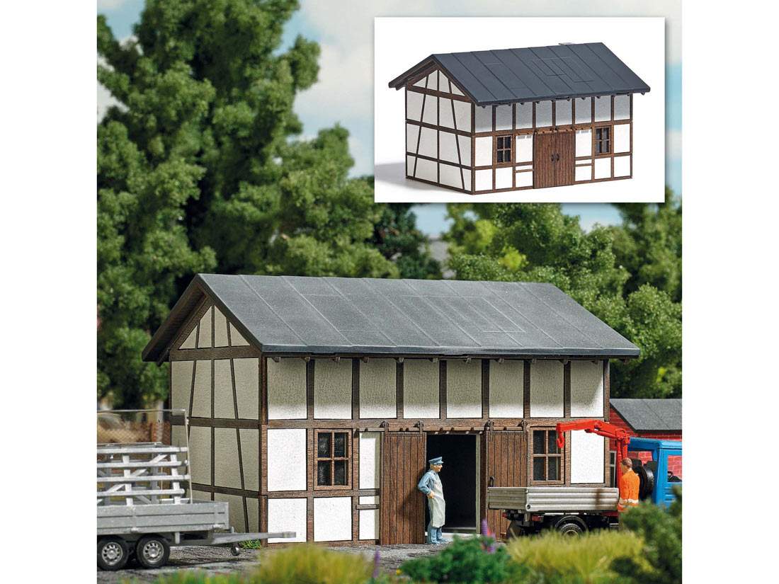 HO-Storage-shed-Busch-1553_b_0.jpg