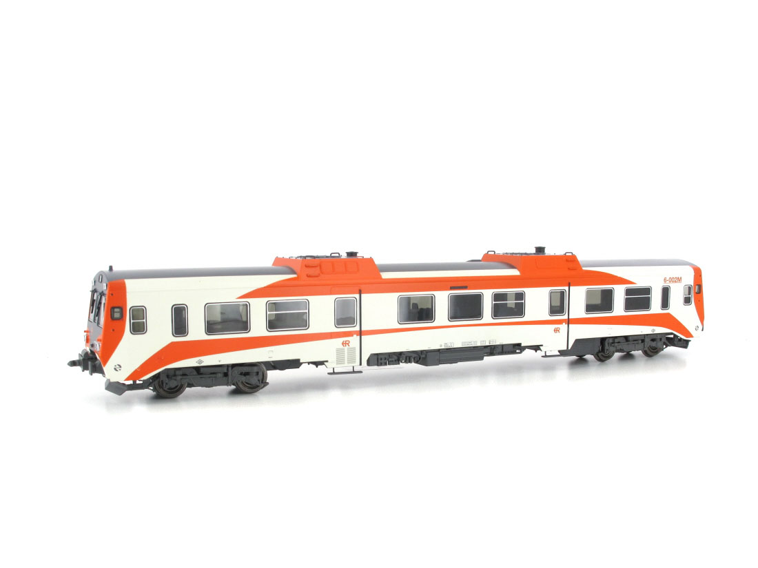diesel train 596 Regionales R2 RENFE HE2502A
