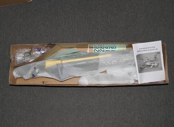 SCRATCH / DENT – Hawker Hunter 70mm Jet EDF, 6s, w / retrae y Flaps, RAFY (PNF)
